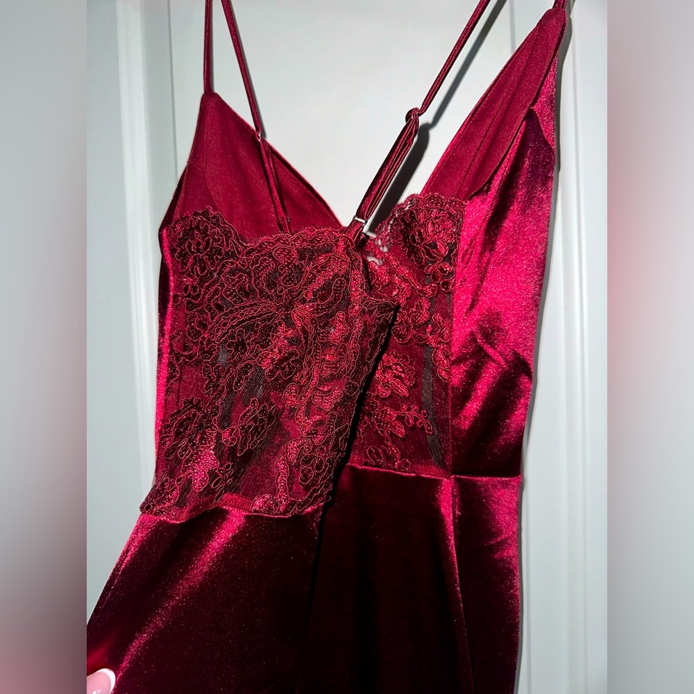 Windsor size small wine colored satin floor-length dress